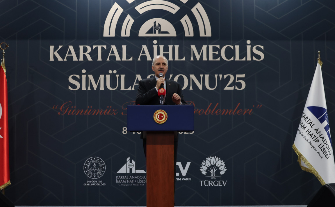 TBMM Başkanı Kurtulmuş, Kartal Aihl Meclis Simülasyonu Programında Konuştu