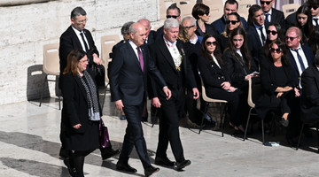 TBMM Başkanı Kurtulmuş, Papa Franciscus'un Cenaze Törenine Katıldı