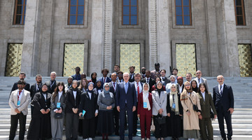 TBMM Başkanı Kurtulmuş, Öğrencilerle Bir Araya Geldi
