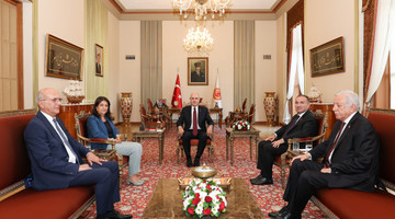 TBMM Başkanı Kurtulmuş, Meclis Başkanvekillerini Kabul Etti