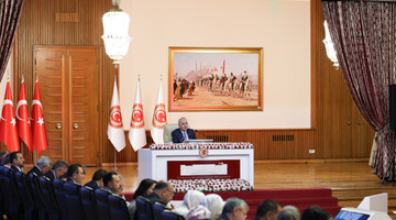 MİLLİ DAYANIŞMA, KARDEŞLİK VE DEMOKRASİ KOMİSYONU, TBMM BAŞKANI KURTULMUŞ BAŞKANLIĞINDA TOPLANDI