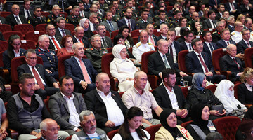 TBMM BAŞKANI KURTULMUŞ, "30 AĞUSTOS ZAFER BAYRAMI ÖZEL KONSERİ"NE KATILDI