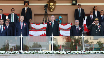 TBMM BAŞKANI KURTULMUŞ, MSÜ KARA HARP OKULU DİPLOMA ALMA VE SANCAK DEVİR TESLİM TÖRENİ’NE KATILDI