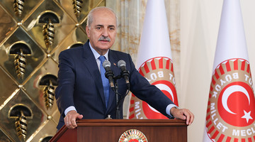 TBMM BAŞKANI KURTULMUŞ, KKTC'DEN GELEN MUHTARLARI KABUL ETTİ
