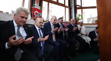 TBMM Başkanı Kurtulmuş, Balıkesir’de Vatandaşlarla Bir Araya Geldi