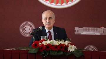 TBMM Başkanı Kurtulmuş, Gazetecilerle Bir Araya Geldi