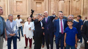 Kurtulmuş: Topkapı Sarayı'nda hiçbir şekilde bir santim dahi kayma yoktur