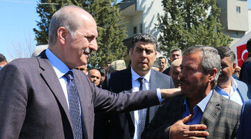 Kurtulmuş, Samsat’taki depremzedeleri ziyaret etti