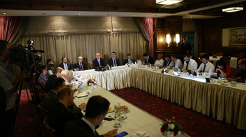 Kurtulmuş, Başbakanlık muhabirleriyle iftar yaptı