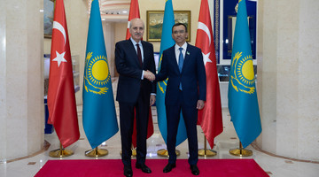 TBMM BAŞKANI KURTULMUŞ, ASTANA’DA, KAZAKİSTAN SENATOSU BAŞKANI AŞİMBAYEV İLE GÖRÜŞTÜ