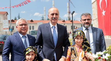TBMM BAŞKANI KURTULMUŞ, SİVAS'TA ZİYARETLERDE BULUNDU