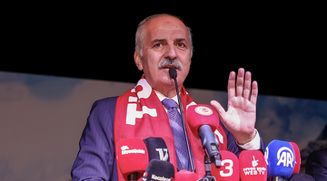 TBMM BAŞKANI KURTULMUŞ: BİZ BİR YERDE VAROLUŞ MÜCADELESİ VERİRKEN, DİĞER TARAFTA YENİDEN OLUŞ MÜCADELESİNİ VERMEYİ DE BAŞARABİLMİŞ BİR MİLLETİZ