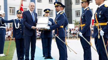 TBMM BAŞKANI KURTULMUŞ, HAVA HARP OKULU KOMUTANLIĞI DİPLOMA VE SANCAK DEVİR TESLİM TÖRENİ'NE KATILDI