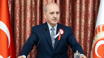 TBMM BAŞKANI KURTULMUŞ, MECLİS'TE 81 İLDEN GELEN ÖĞRETMENLERİ AĞIRLADI: "ÖĞRETMENLER, CUMHURİYET'İMİZİN İKİNCİ ASRINI İNŞA EDECEK EN DEĞERLİ SERMAYEMİZDİR"