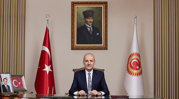 TBMM BAŞKANI KURTULMUŞ, MİLLİ GÜREŞÇİ BUSE TOSUN ÇAVUŞOĞLU'NU KUTLADI