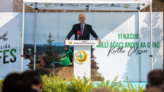 TBMM Başkanı Numan Kurtulmuş, İzmir'de fidan dikim törenine katıldı - Resim: 3