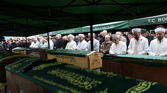 TBMM Başkanı Kurtulmuş’tan Gültekin Ailesine Taziye Ziyareti - Resim: 2