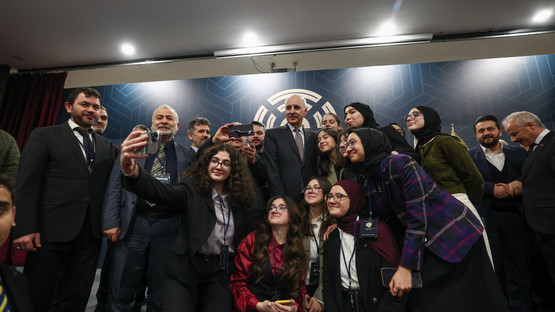 TBMM Başkanı Kurtulmuş, Kartal Aihl Meclis Simülasyonu Programında Konuştu - Resim: 10