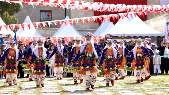 TBMM Başkanı Kurtulmuş, Meclis’teki "7 Bölge 7 Eser 23 Nisan Konseri" Programında Konuştu - Resim: 5