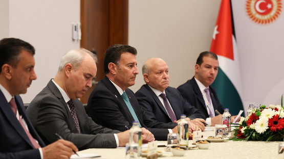 TBMM Başkanı Kurtulmuş, İstanbul’da Ürdün Temsilciler Meclisi Başkanı Safadi İle Görüştü - Resim: 1