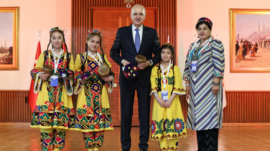 TBMM Başkanı Kurtulmuş, Dünya Çocuklarını Kabul Etti - Resim: 1