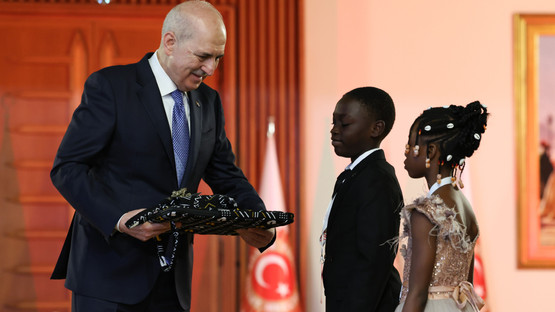 TBMM Başkanı Kurtulmuş, Dünya Çocuklarını Kabul Etti - Resim: 15