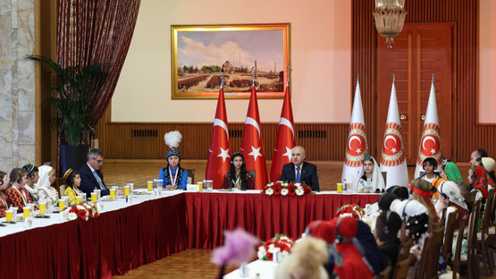 TBMM Başkanı Kurtulmuş, Dünya Çocuklarını Kabul Etti - Resim: 39