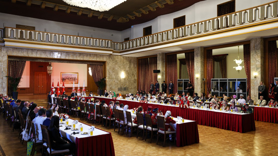 TBMM Başkanı Kurtulmuş, Dünya Çocuklarını Kabul Etti - Resim: 48