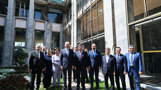 TBMM Başkanı Kurtulmuş, Meclis’te Kazakistan Parlamentosu Meclis Başkanı Koşanov İle Görüştü - Resim: 11