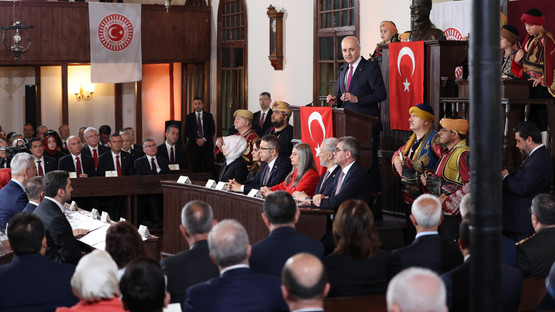 TBMM'nin Açılışının 105. Yıl Dönümü Dolayısıyla Birinci Meclis'te Anma Töreni Düzenlendi - Resim: 4