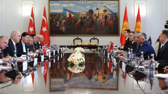 TBMM Başkanı Kurtulmuş, Kırgızistan Parlamento Başkanı Uulu ile görüştü - Resim: 5