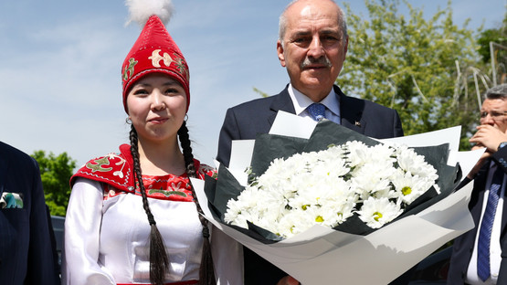 TBMM Başkanı Numan Kurtulmuş, Kırgızistan-Türkiye Manas Üniversitesi’ni Ziyaret Etti - Resim: 1