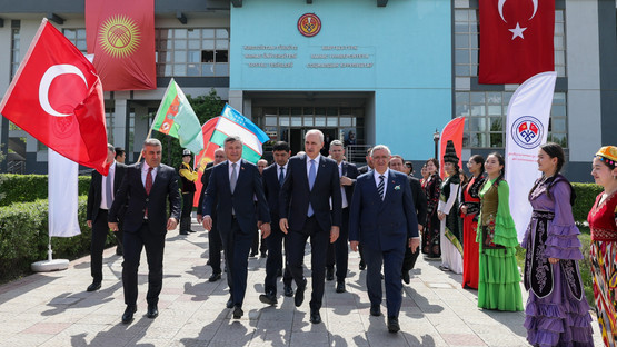 TBMM Başkanı Numan Kurtulmuş, Kırgızistan-Türkiye Manas Üniversitesi’ni Ziyaret Etti - Resim: 8