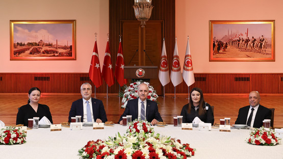 TBMM Başkanı Kurtulmuş, Meclis’teki "Emekçilerle Buluşma" Programında Konuştu - Resim: 12