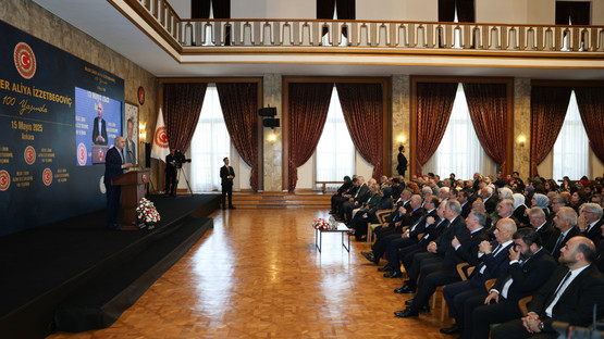 TBMM Başkanı Kurtulmuş, "Bilge Lider Aliya İzzetbegoviç 100 Yaşında" Programında Konuştu - Resim: 7