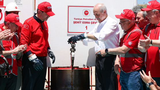 TBMM Başkanı Kurtulmuş, Şırnak Gabar Dağı'ndaki Petrol Akışını İzledi - Resim: 2