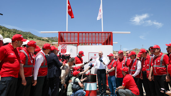 TBMM Başkanı Kurtulmuş, Şırnak Gabar Dağı'ndaki Petrol Akışını İzledi - Resim: 3