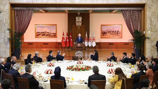 TBMM Başkanı Kurtulmuş, Meclis'te Gençleri Ağırladı - Resim: 9