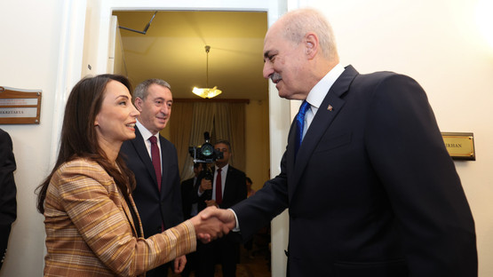 TBMM BAŞKANI KURTULMUŞ, DEM PARTİ TBMM GRUBU’NU ZİYARET ETTİ - Resim: 3