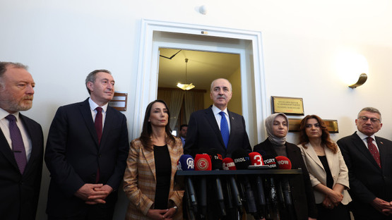 TBMM BAŞKANI KURTULMUŞ, DEM PARTİ TBMM GRUBU’NU ZİYARET ETTİ - Resim: 1