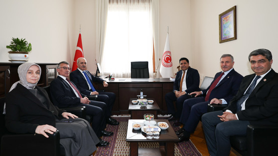 TBMM BAŞKANI KURTULMUŞ, YENİ YOL PARTİSİ TBMM GRUBU’NU ZİYARET ETTİ - Resim: 4