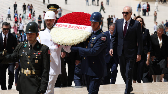 TBMM Başkanı Kurtulmuş Ve Başkanlık Divanı Üyelerinden Anıtkabir Ziyareti - Resim: 5