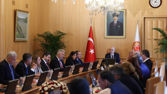 28. Yasama Dönemi İkinci Devresinin İlk Başkanlık Divanı Toplantısı Yapıldı - Resim: 1