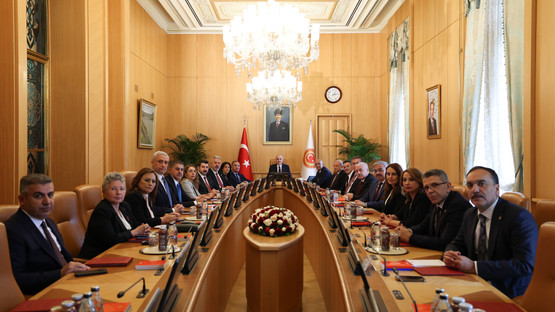 28. Yasama Dönemi İkinci Devresinin İlk Başkanlık Divanı Toplantısı Yapıldı - Resim: 3