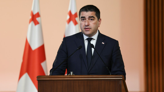 TBMM Başkanı Kurtulmuş, Gürcistan Parlamentosu Başkanı Papuashvili İle Ortak Basın Toplantısı Düzenledi - Resim: 13