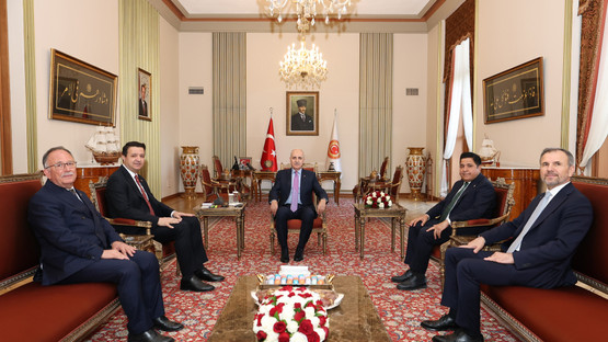 TBMM Başkanı Kurtulmuş, Saadet Partisi Genel Başkanı Arıkan'ı Kabul Etti - Resim: 1