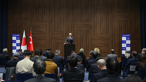 Ortadoğu'da Barış Perspektifi Ve T&uuml;rkiye Başlıklı Konferansta Katılımcılara Hitap