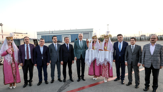 &Ouml;zbekistan Havaalanı Karşılama