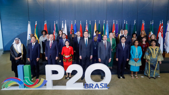 G20 Parlamento Başkanları Zirvesi'ne Katılan Parlamento Başkanları İle Aile Fotoğrafı