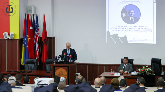 Yeni K&uuml;resel Sistem Arayışı Konferansı'nda Katılımcılara Hitap
